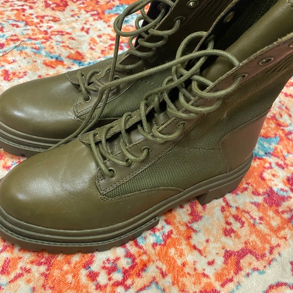 Aldo Boots - Picture 6 of 6